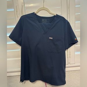 FIGS Limited Edition Night Sky Scrub Set L with Pride Patch on Sleeve